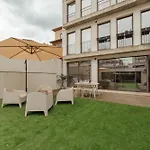 Gaia Premium Apartments By Vacationy