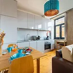 Groovy Porto By Upperground