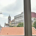 Clerigos Old Town Apartment