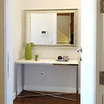 Cool Terrace Apartment
