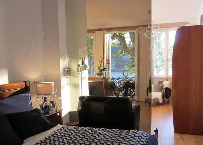 Porto Douro River Guest House