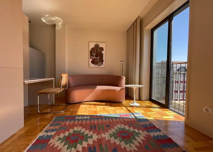 Beautiful Apartment Over Bolhao Market