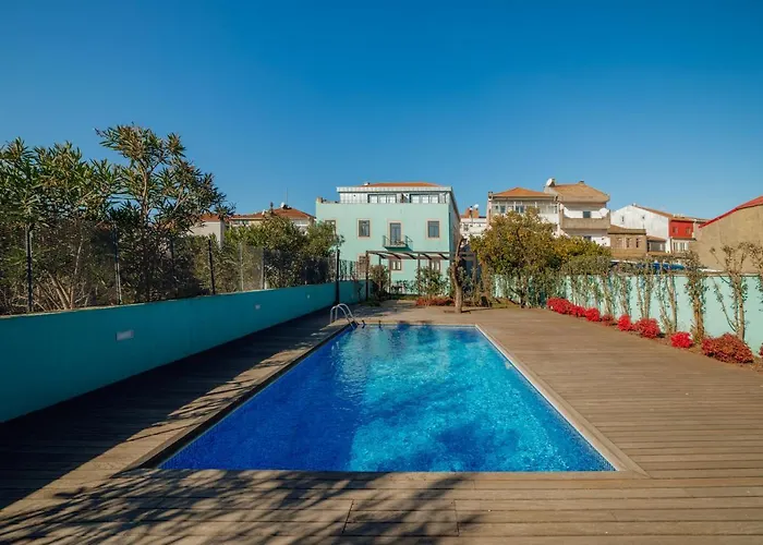 Oporto Pool Apartment By Vacationy