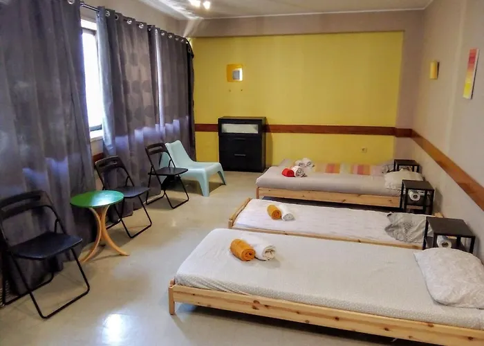 Oporto Batalha Center Hostel