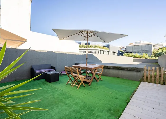 Porto Santa Catarina W/ Terrace By Lovelystay