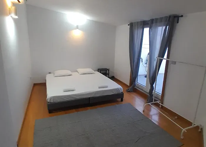 Oasis Room
