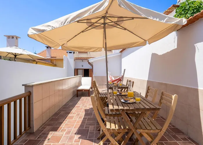 Host Wise - Spacious Duplex House - Jacuzzi & Terrace