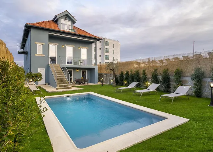 Douro Prestige Urban Retreat With Shared S-Pool & Gym