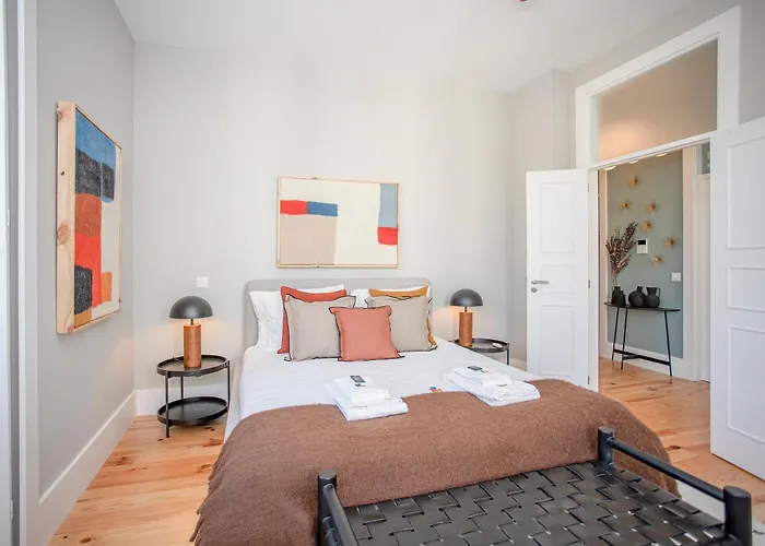 Liiiving In Porto - Art Design Apartment