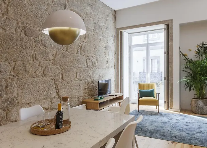 Old Stone Flats By Host Wise