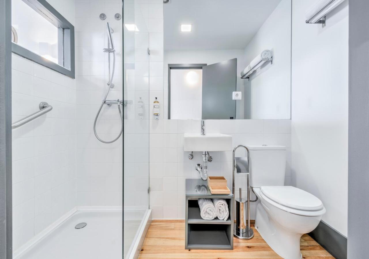 Oporto Street Fonte Taurina - Riverfront Suites (Adults Only) 2*