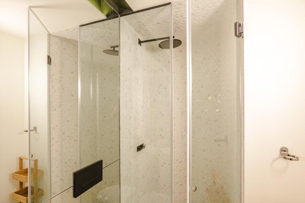 Lovelystay - Taipas Studio With Ac Appartement Porto