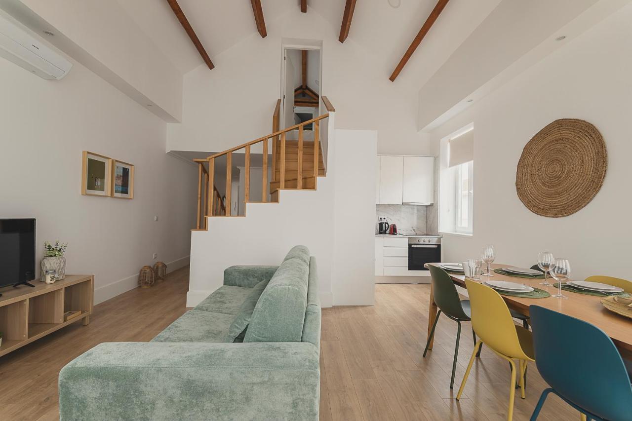 Vibrant - Heroismo's Metro Apartment Porto