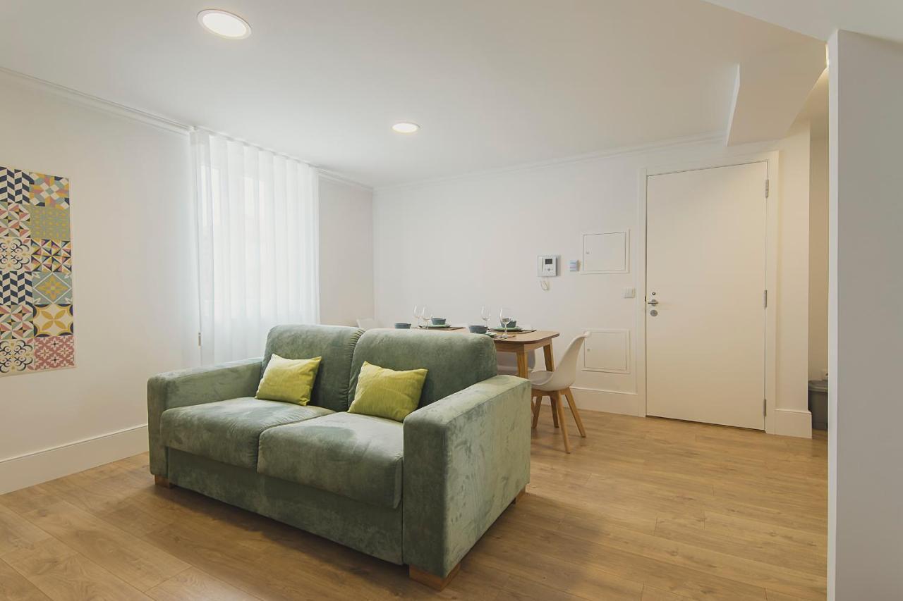 Vibrant - Heroismo's Metro Apartment Porto