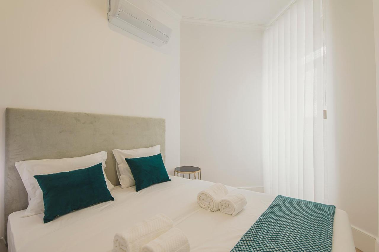 Vibrant - Heroismo's Metro Apartment *