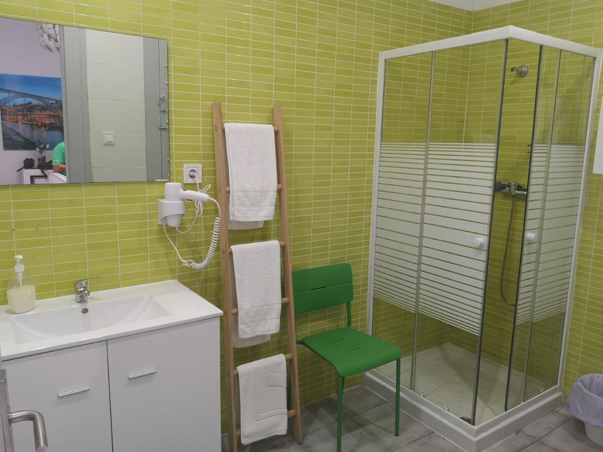 Downtown Garden Terrace , Only One House Up To 21pax Apartment Porto