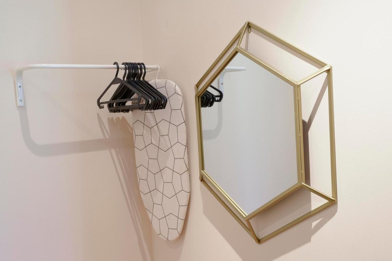 Galeriasapart * Porto