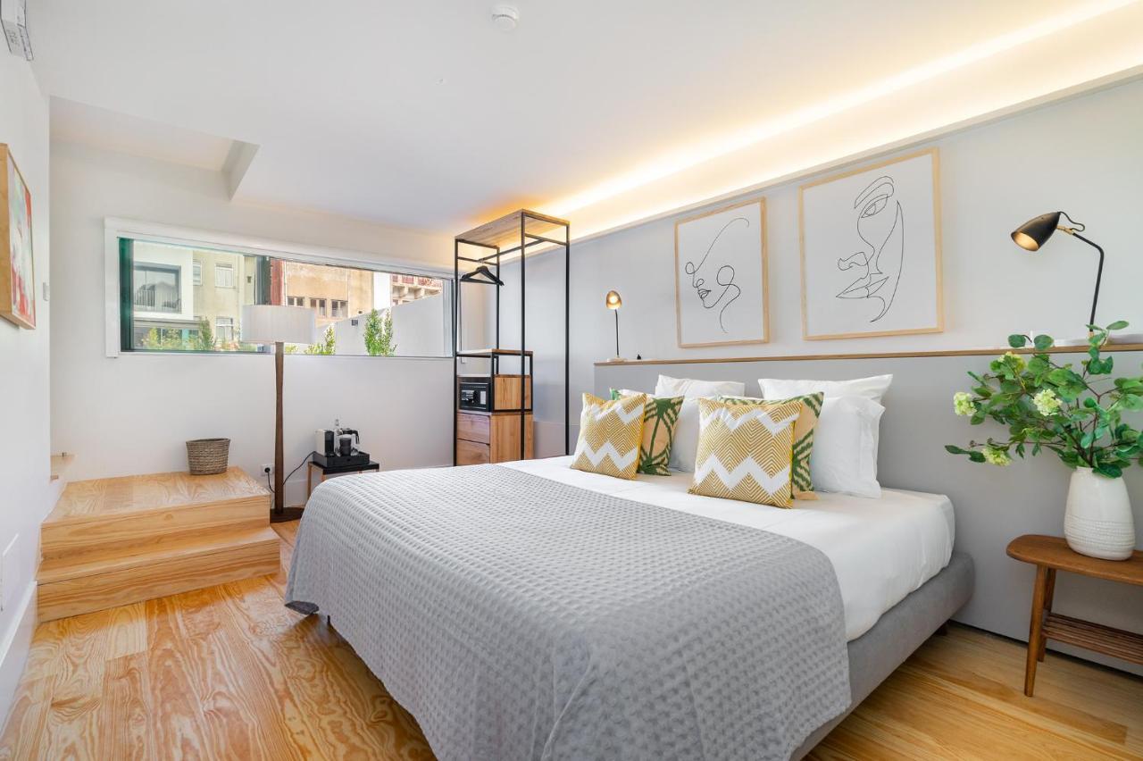 Almada - Amazing Centre With Private Pool Villa *
