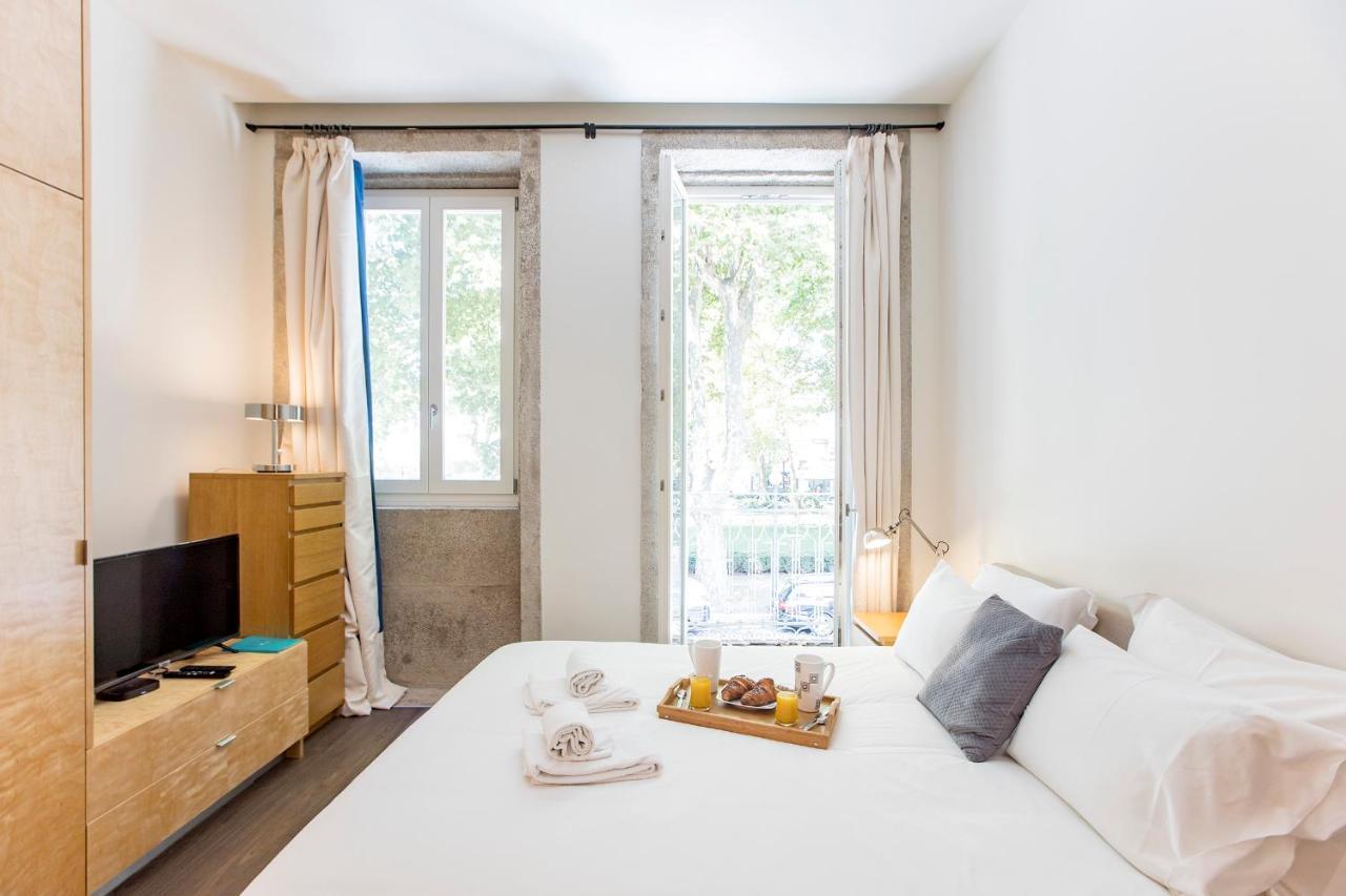 Apartment Bakers Square Studio W/ Ac By Lovelystay Porto