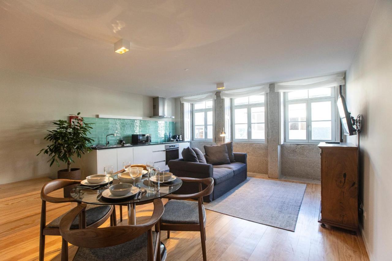 Apartamento Almada 151 *