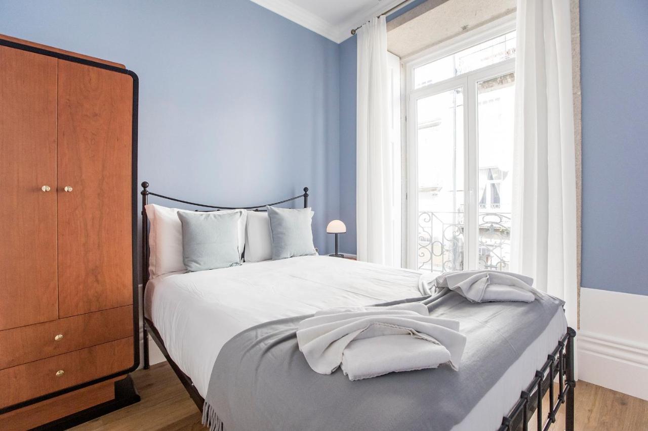 Artistic 2br Flat Downtown W/ Ac By Lovelystay