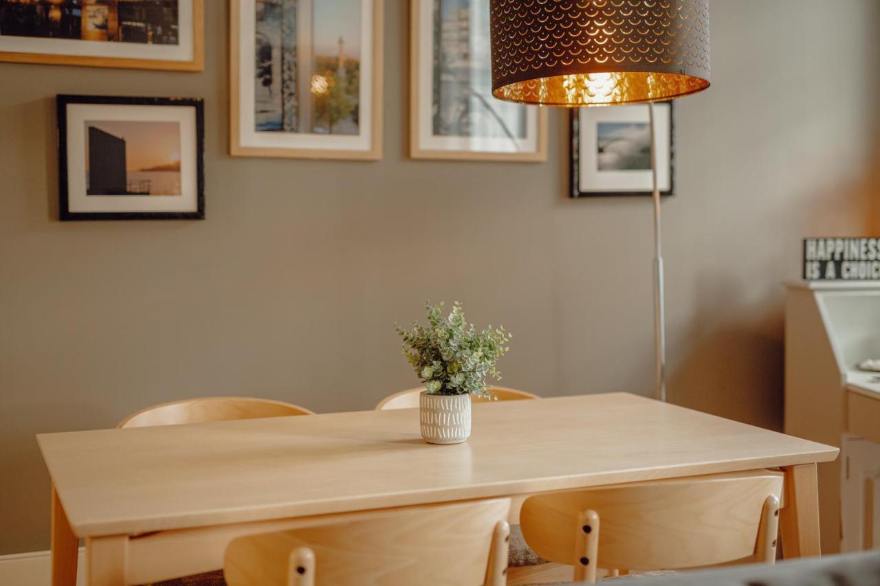 Downtown Vintage By Homing