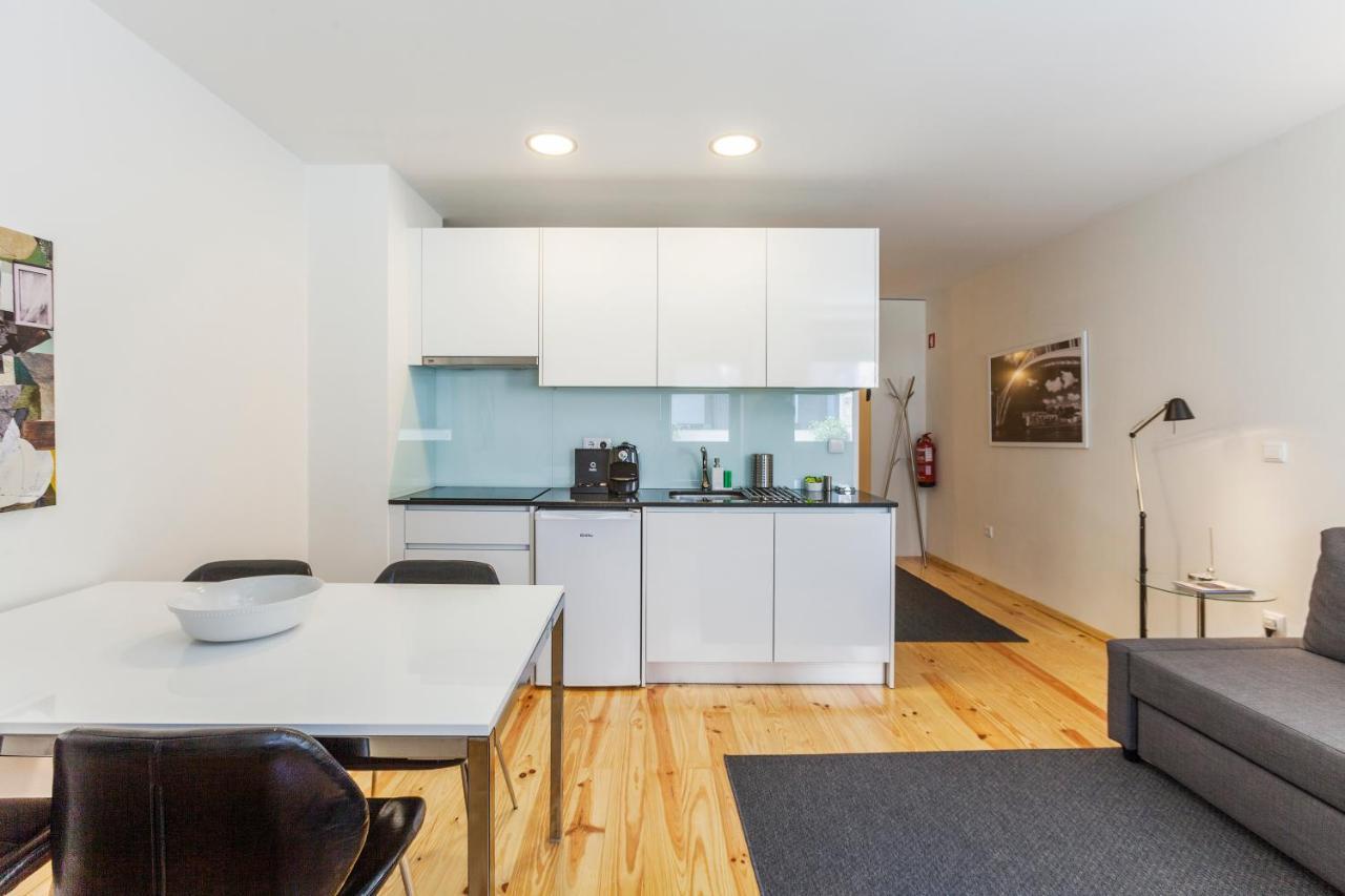 Apartment Bo - Almada Porto