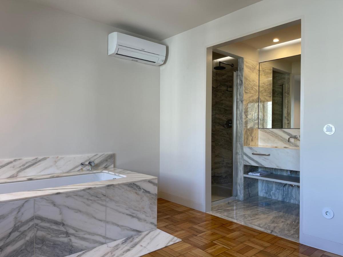 Apartment Beautiful Over Bolhao Market