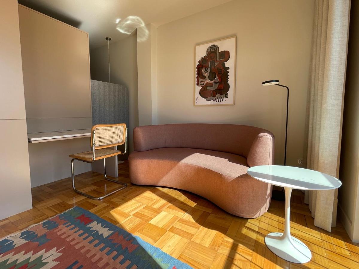 Apartment Beautiful Over Bolhao Market Porto