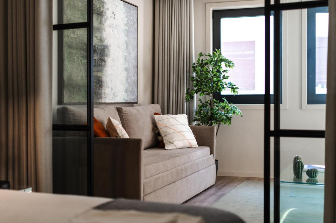 Luxury Apartment, Downtown Near Metro