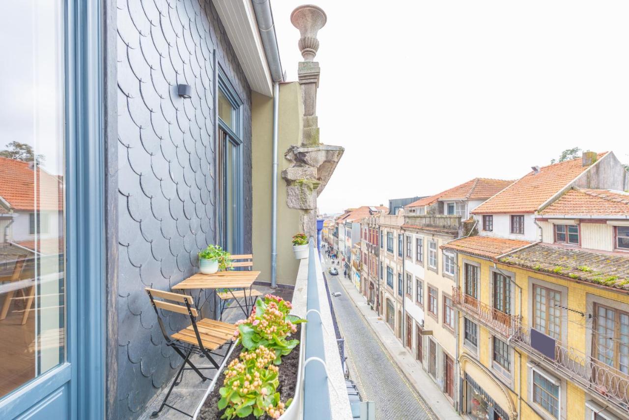 12 Sweet Caroline Apartment *