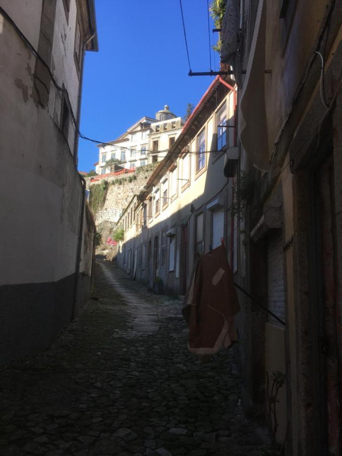 Verites Dame * Porto
