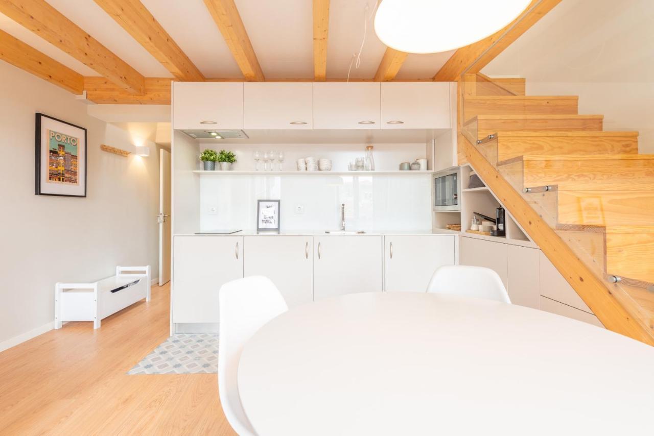 12 Sweet Caroline Apartment