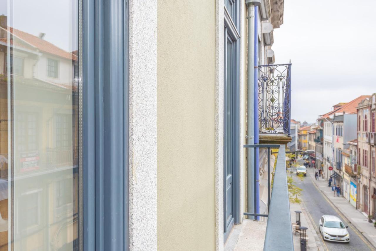 12 Sweet Caroline Apartment *