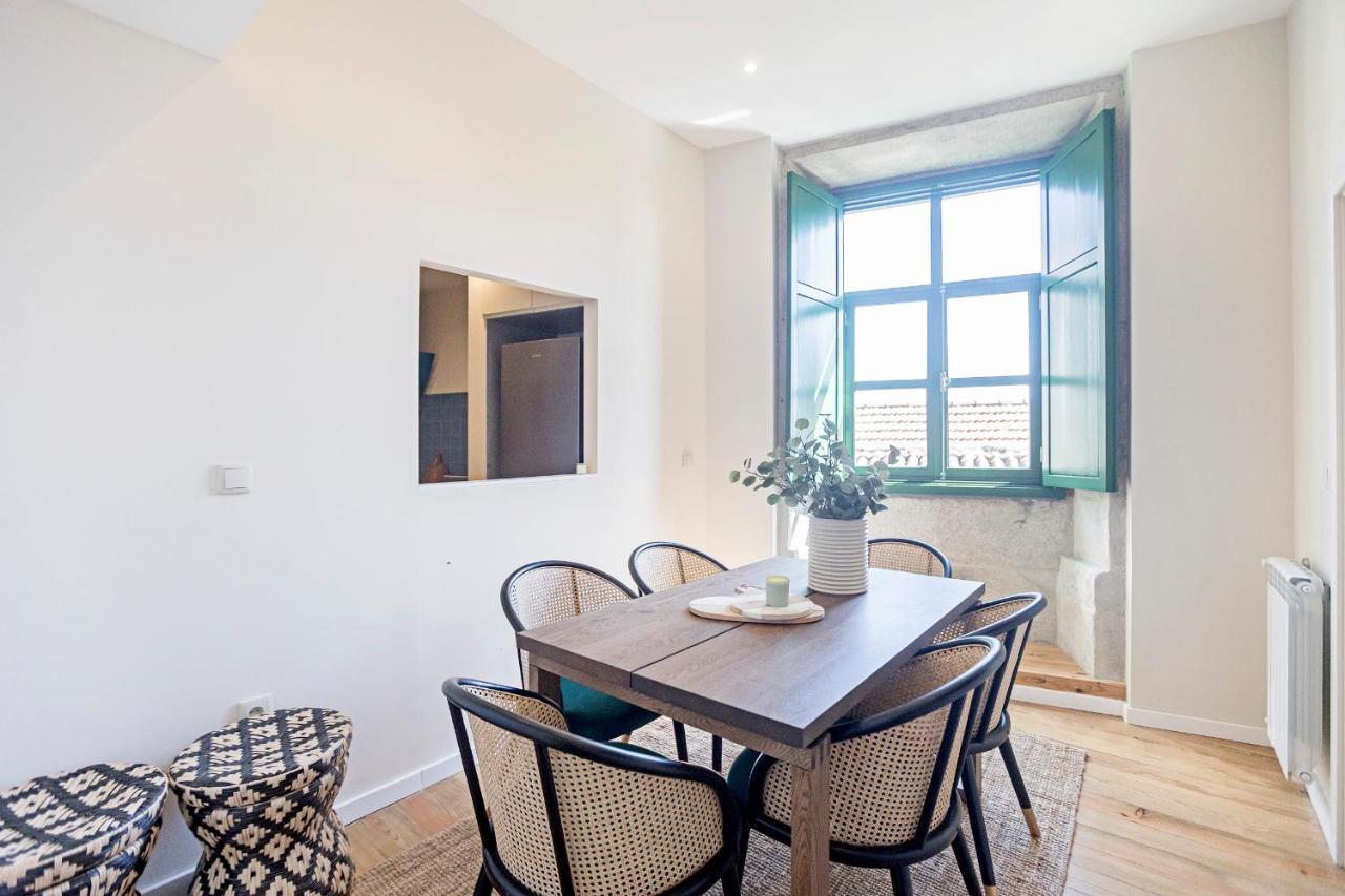 Brand New 4br W/ 200yrs Of History In By Lovelystay *