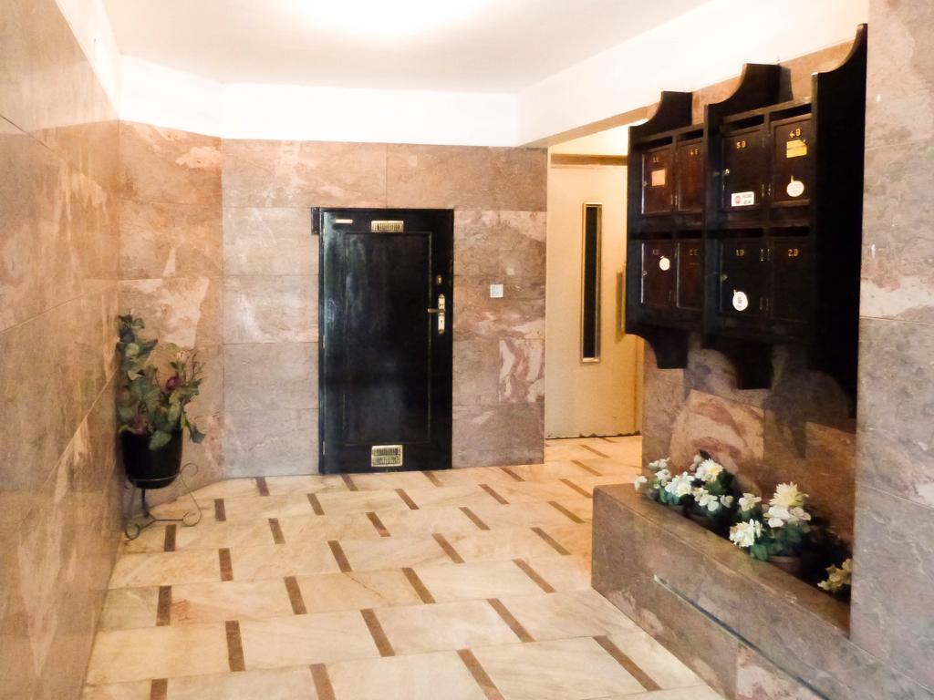 Fonsi House *