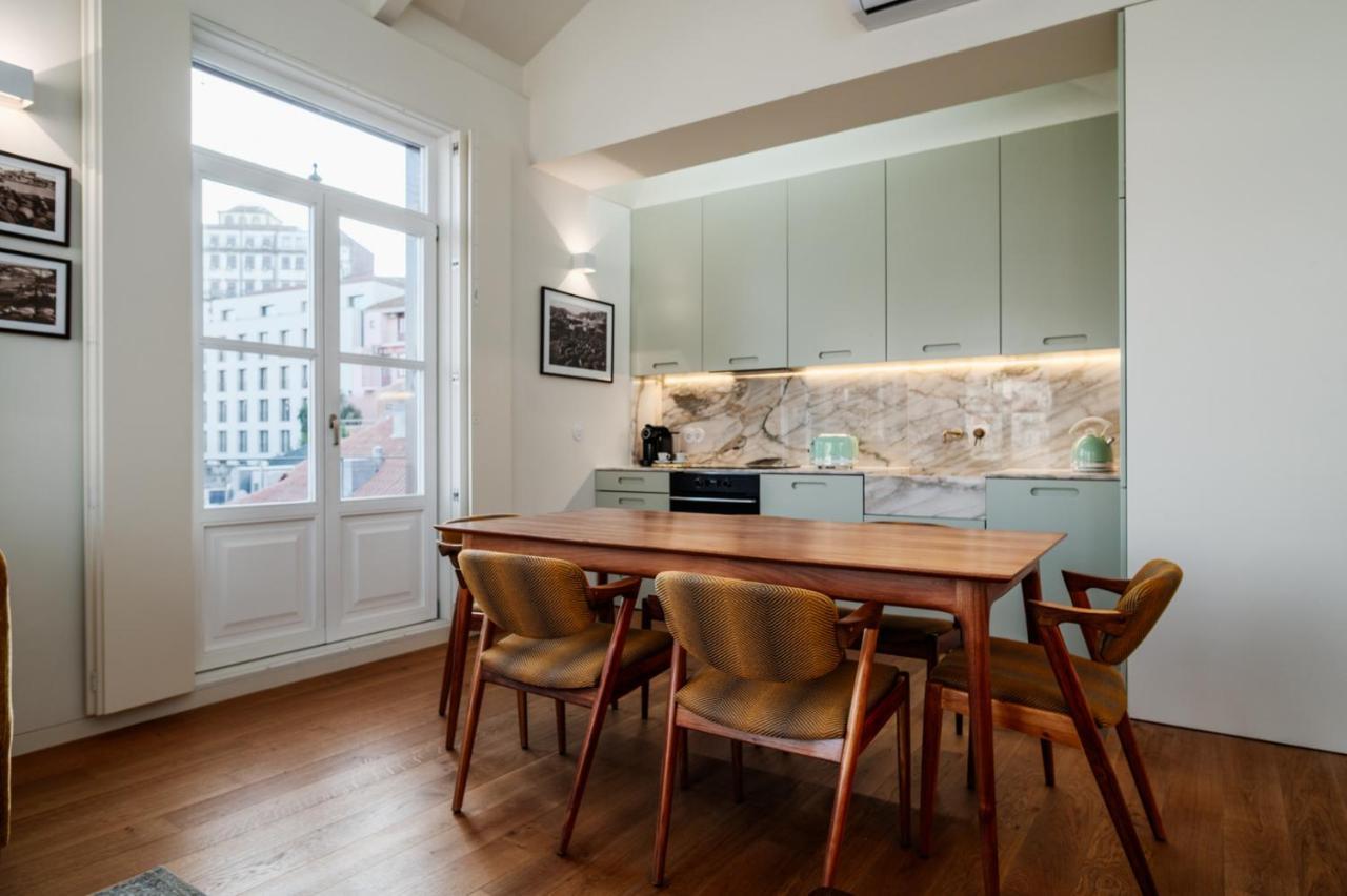 Apartment Victoria Luxury Apartment, Historic House Downtown *