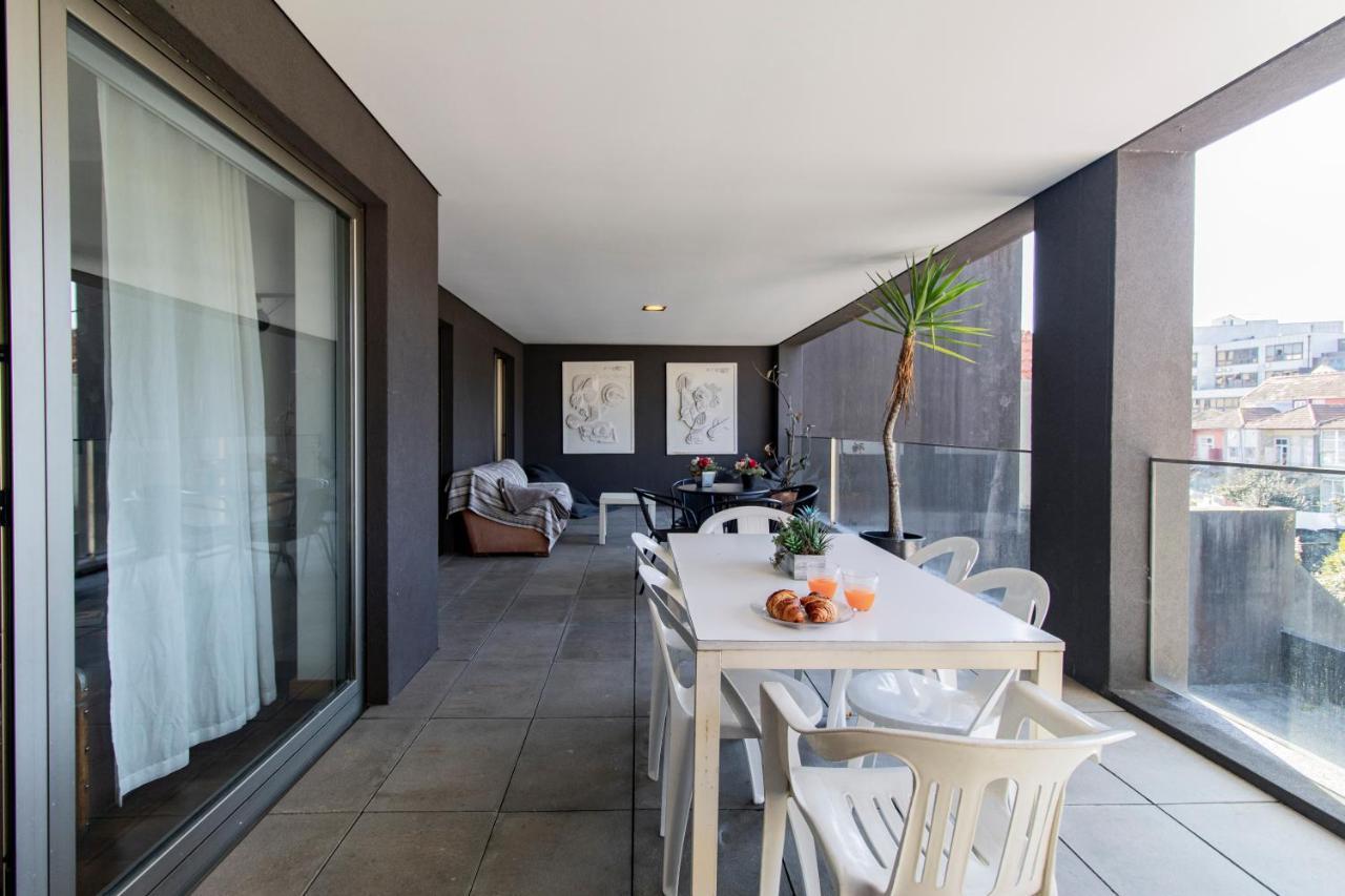 D Joao Iv With Terrace By Lovelystay Appartement Porto