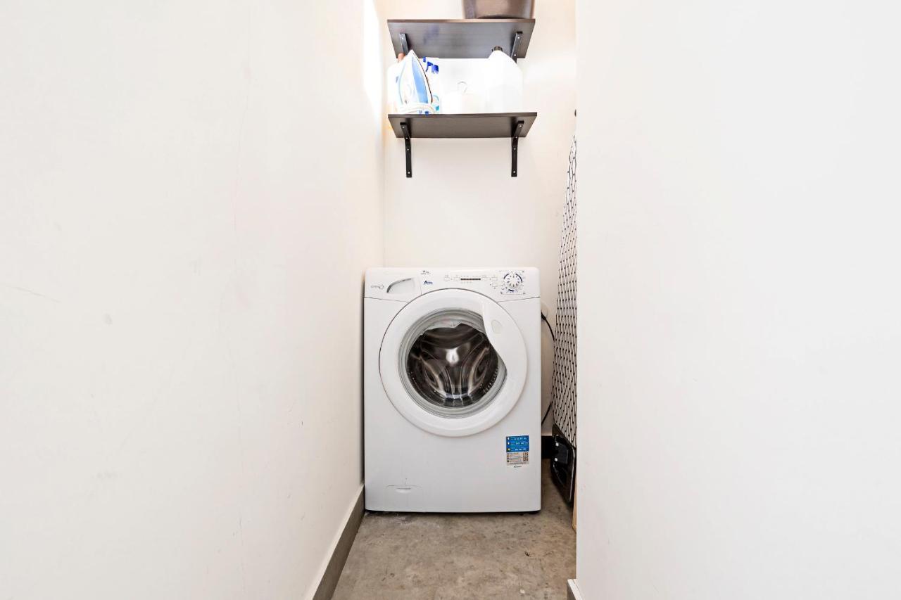 Lovelystay - Cativo Studio Downtown By Metro Station Appartement