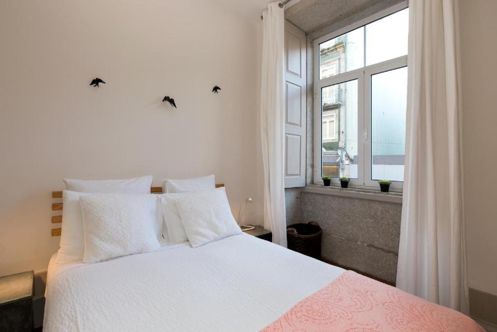 Pretty 163 * Porto