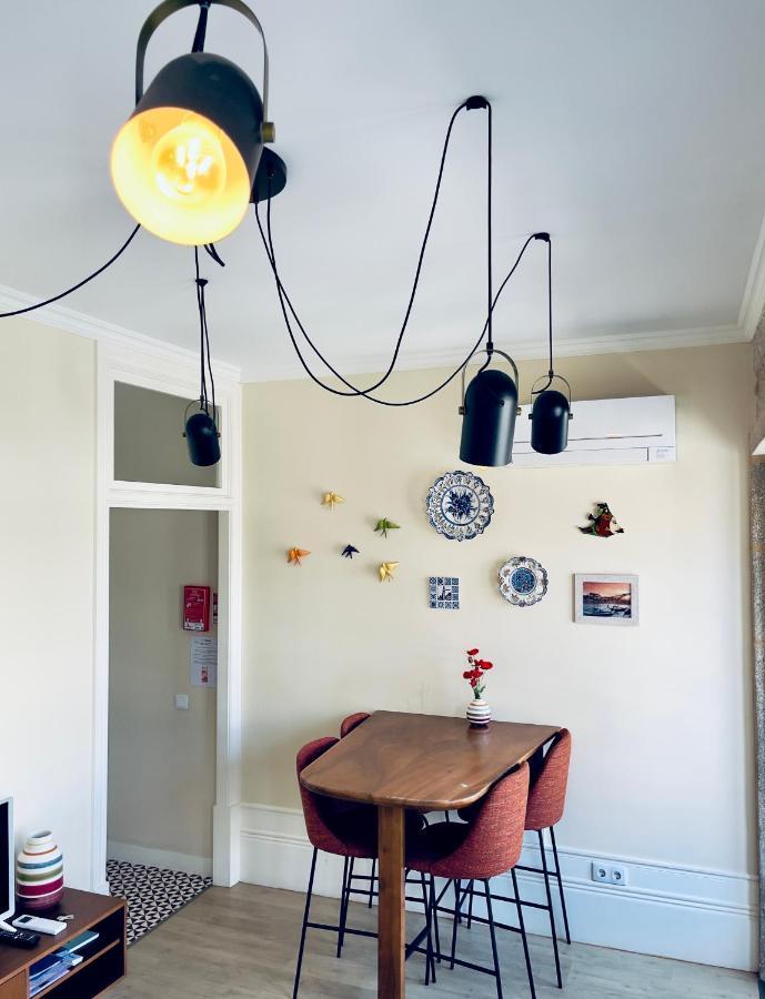 Stylish Flat Center *