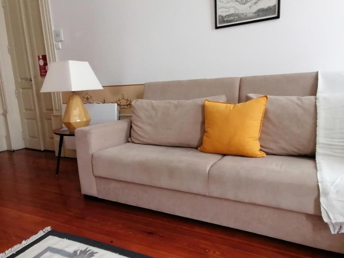 Alvares Cabral Apartamento B