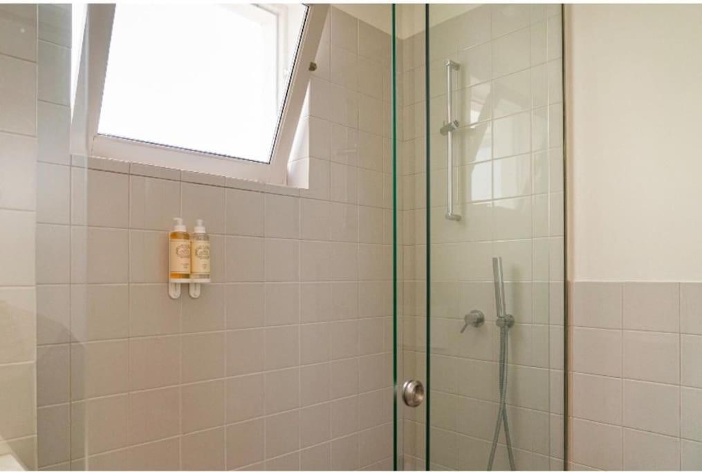 Climatise Avec Balcons Apartamento *