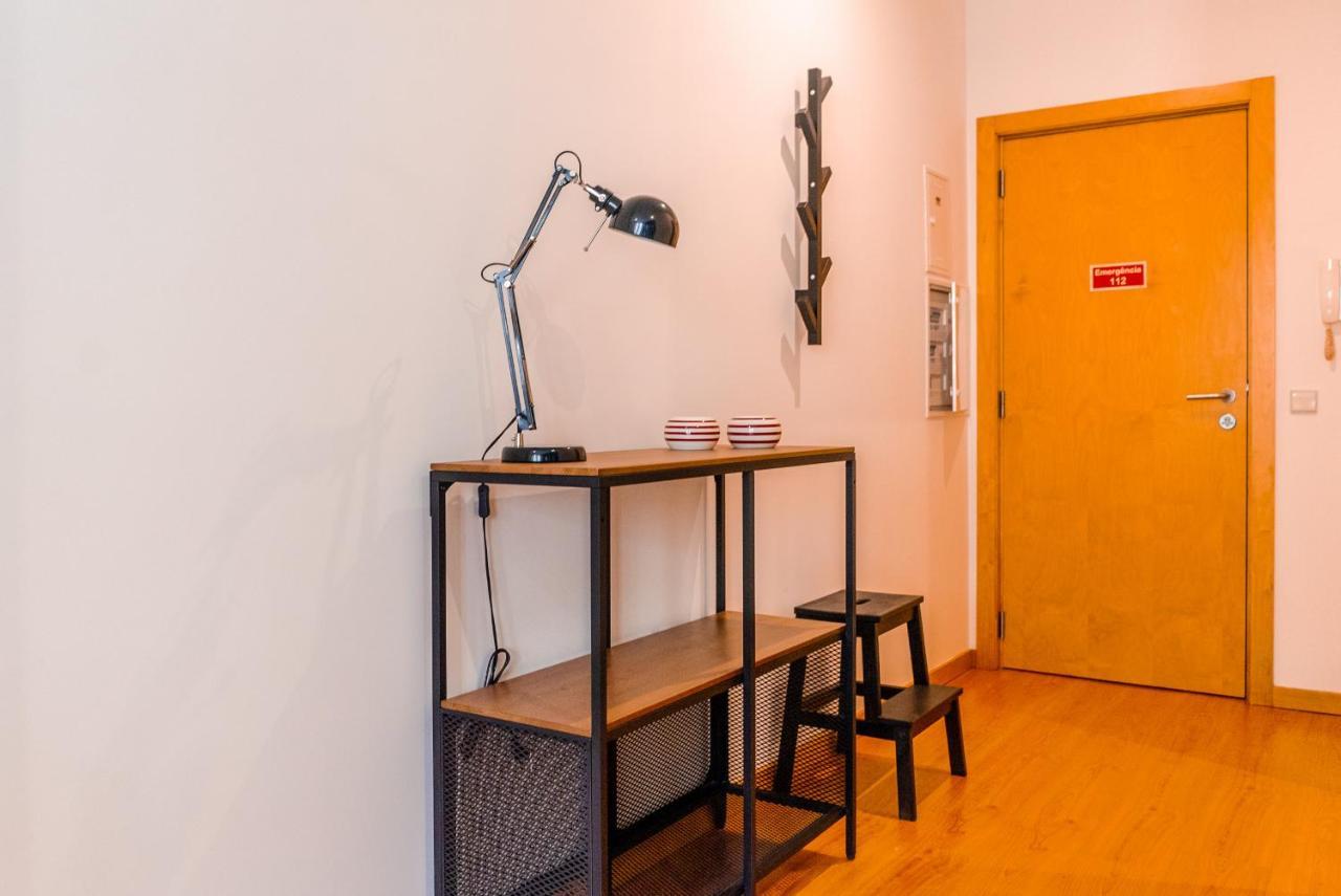 Apartment Cozy In The Heart Of Lapa - 5min Walk To Metro! *