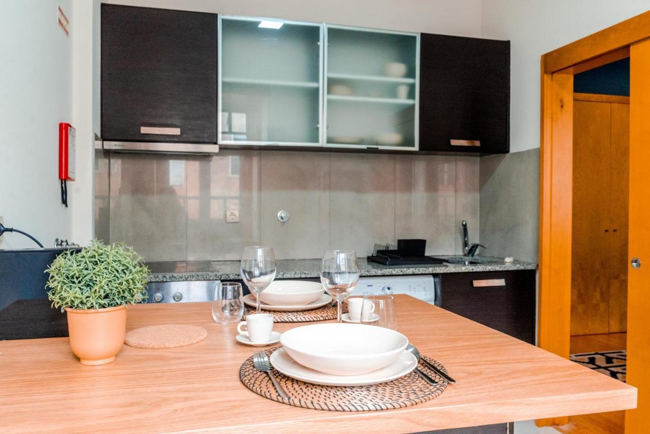 Apartment Cozy In The Heart Of Lapa - 5min Walk To Metro!