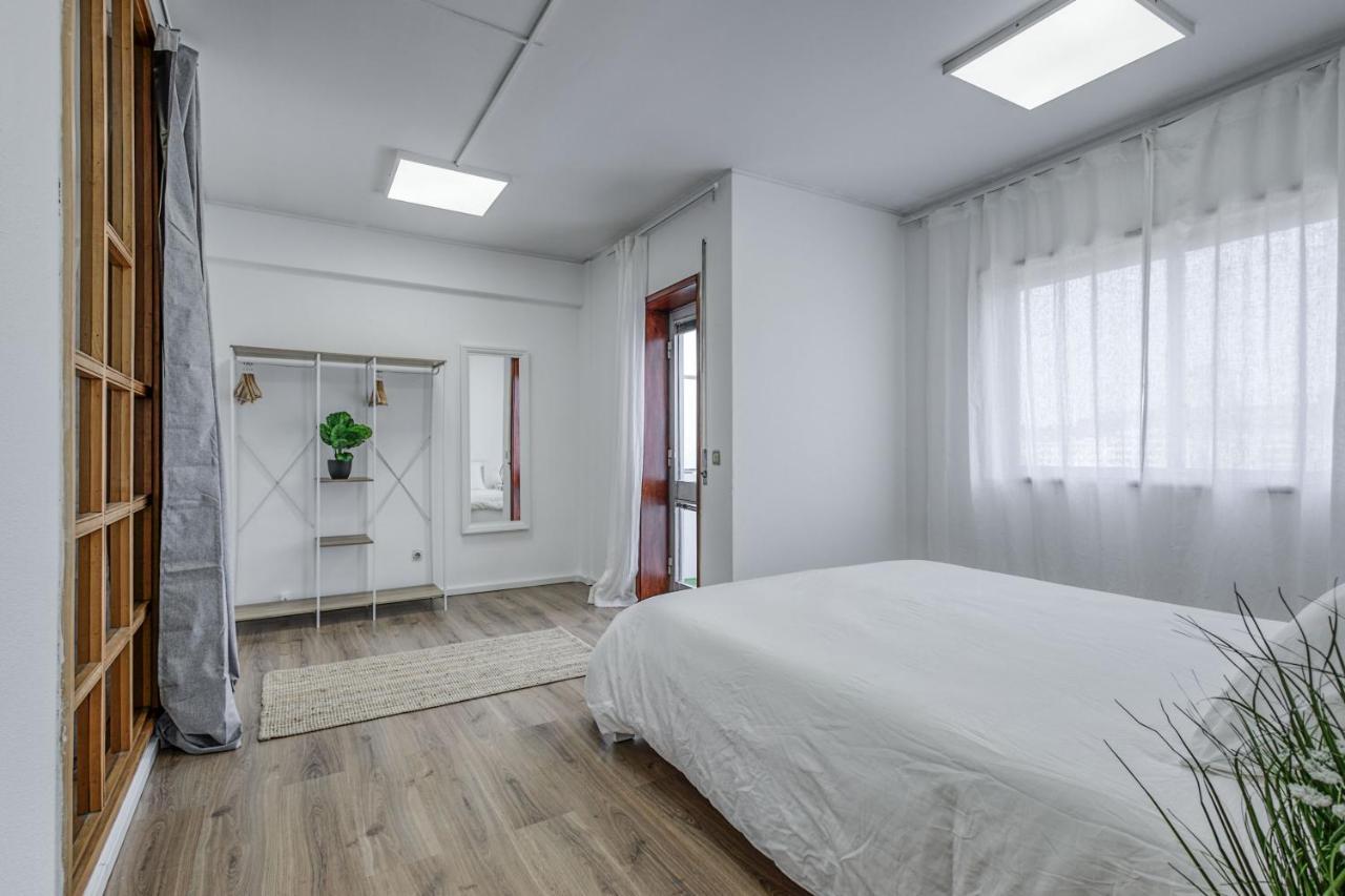 Apartamento Travel & Live Fernao Magalhaes Porto