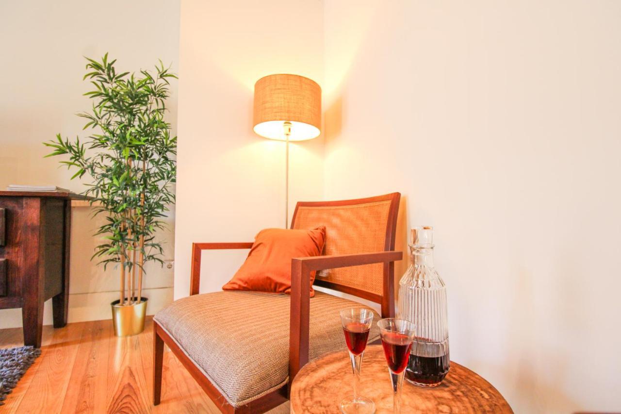 Mouzinho Mezzanine Apartment *