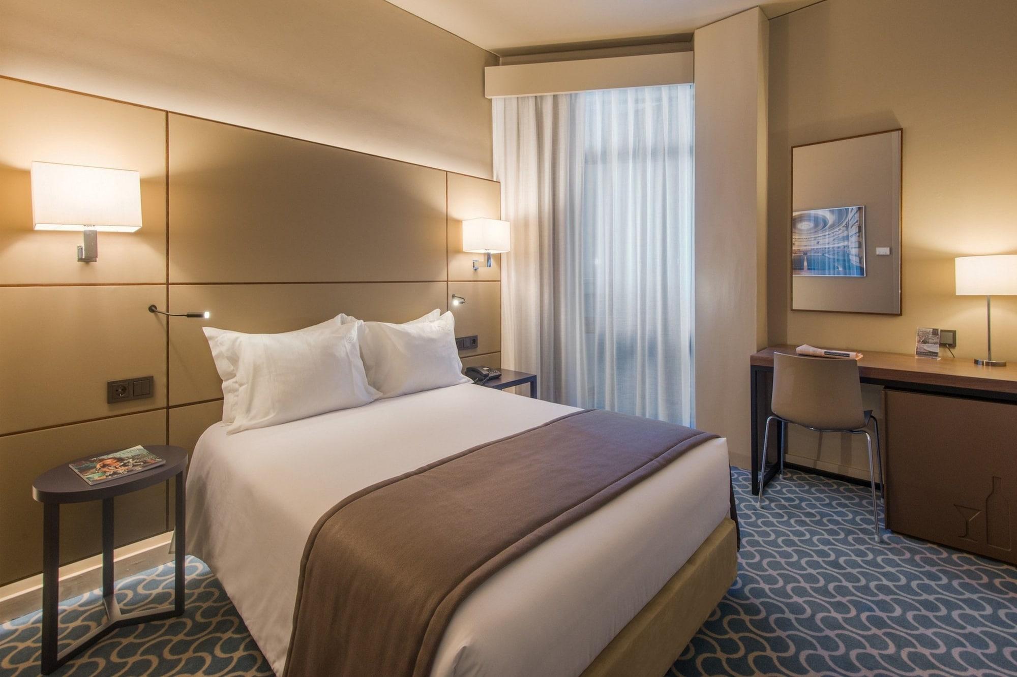 Dom Henrique - Downtown Hotel 4*