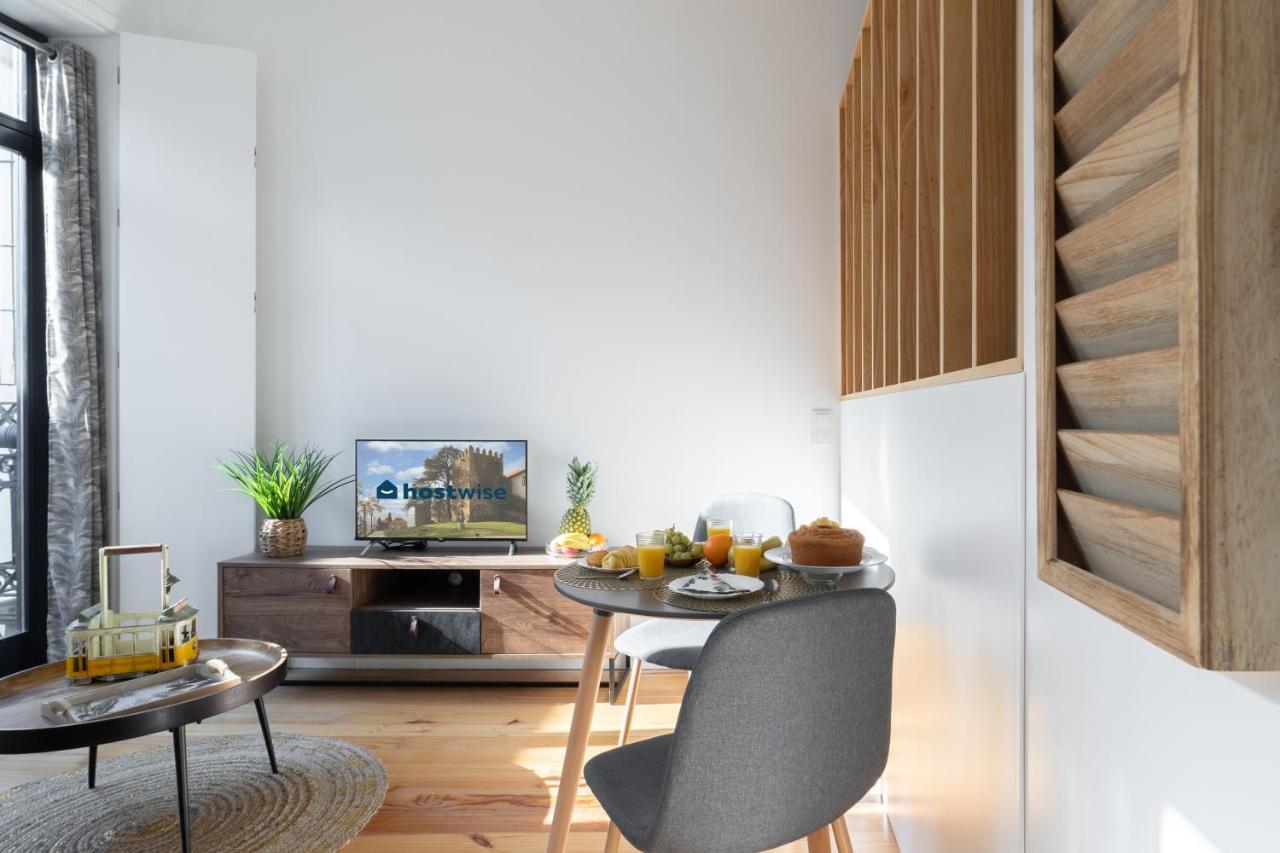 Host Wise - Luxury Design - Premium Location Apartment *