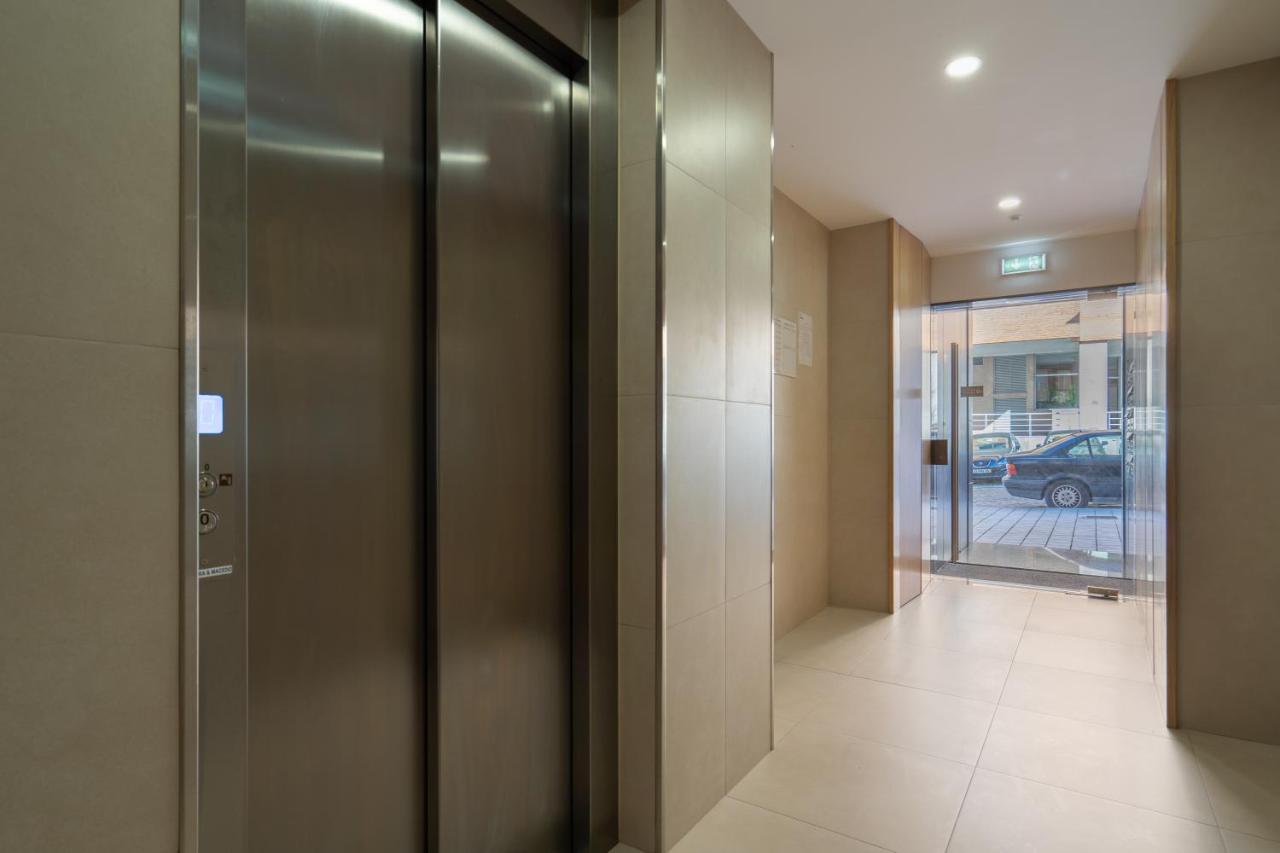 Apartment Host Wise - Gorgeous Bright Flat W Balcony Porto